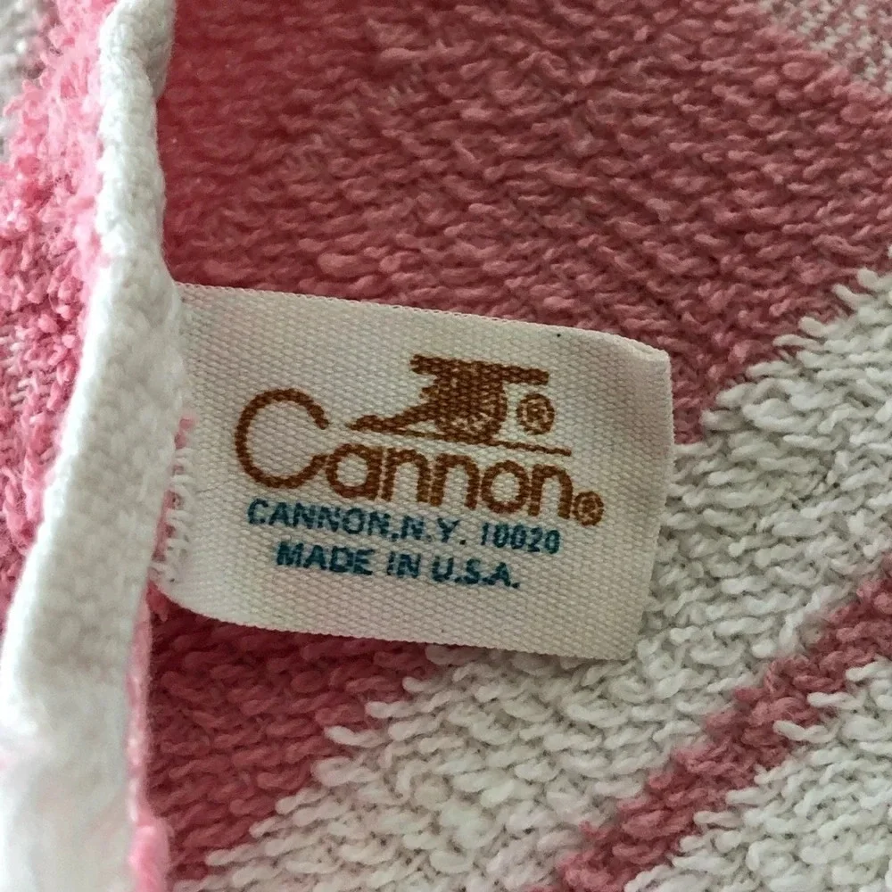 MCM Vintage Cannon 100% Cotton Striped Pink Fringe‎ Granny Bath Towel 21” X 35”